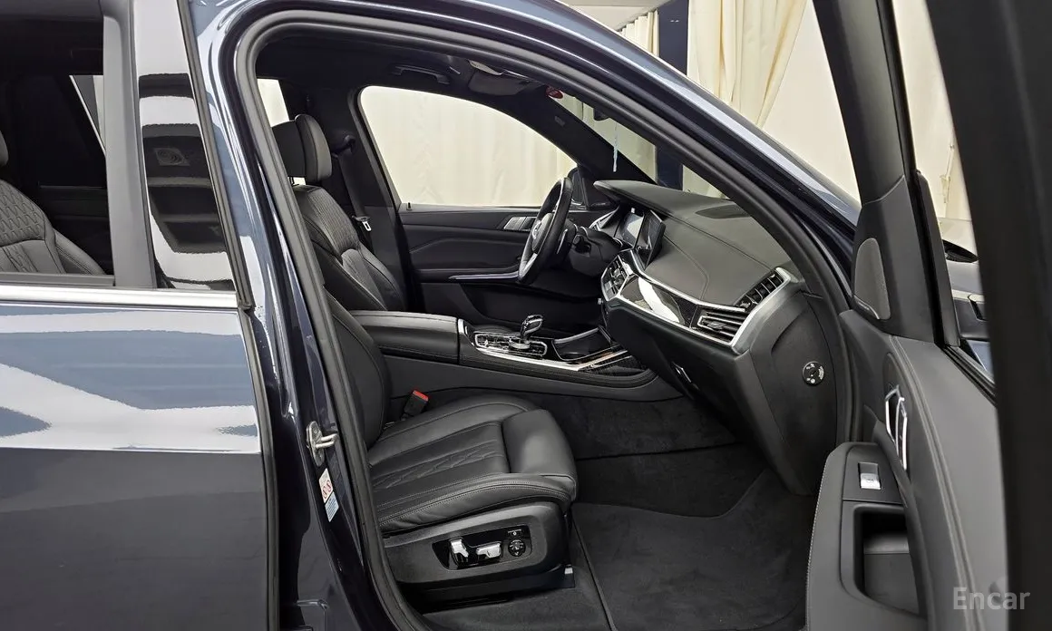 Фото 11 - BMW X7