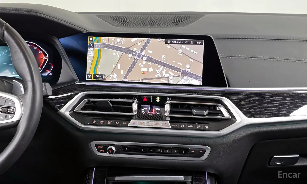 Фото 14 - BMW X7