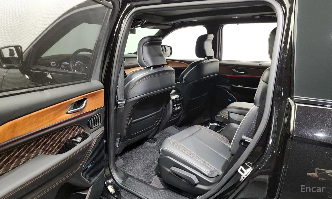 Фото 11 - Jeep Cherokee