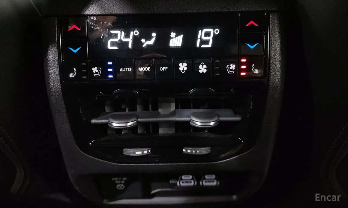 Фото 19 - Jeep Cherokee