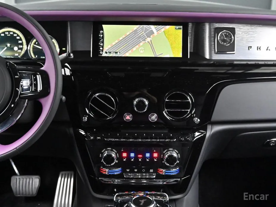 Фото 14 - Rolls-Royce Phantom