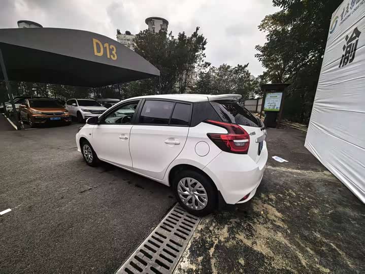 Фото 6 - Toyota Vios FS