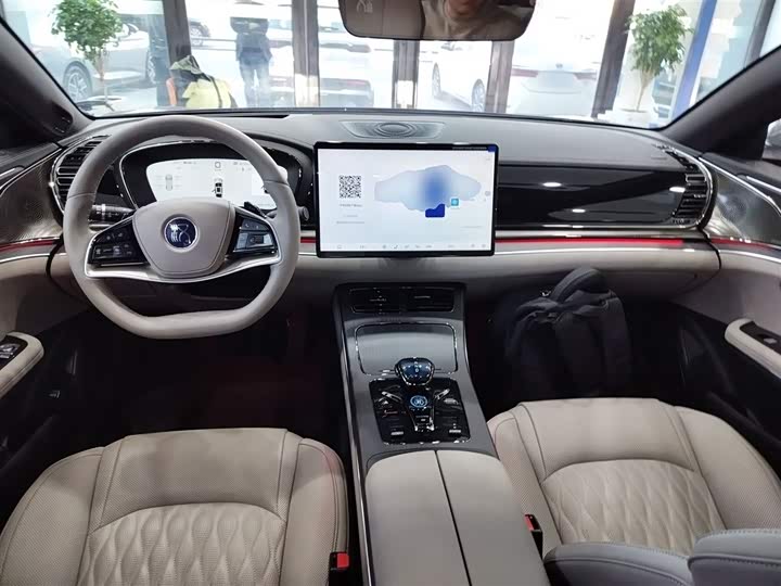 Фото 10 - BYD Han