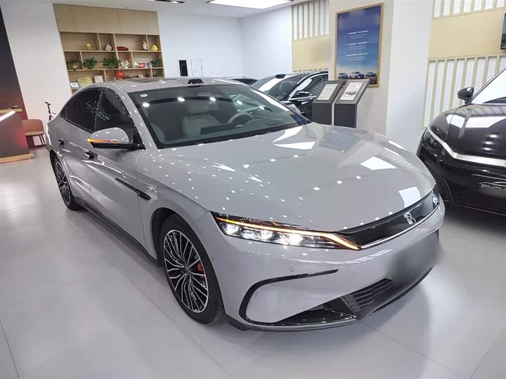 Фото 4 - BYD Han