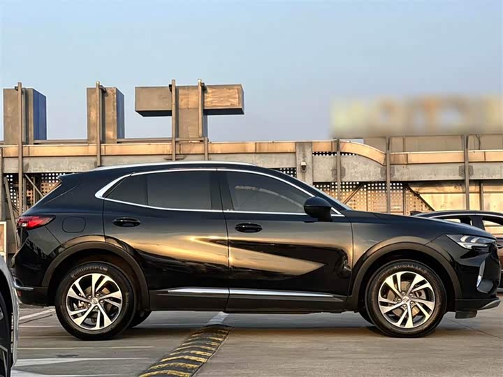 Фото 11 - Buick Envision Plus