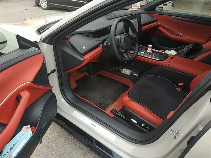 Фото 16 - Xiaomi SU7