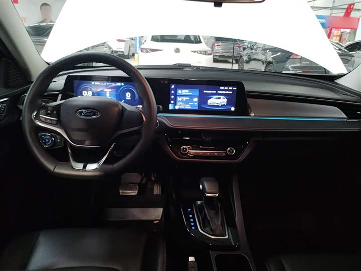 Фото 10 - Ford Escort