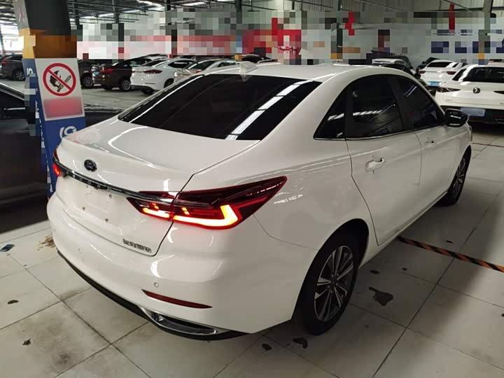 Фото 7 - Ford Escort