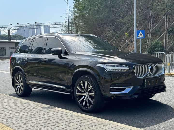 Фото 3 - Volvo XC90 Hybrid