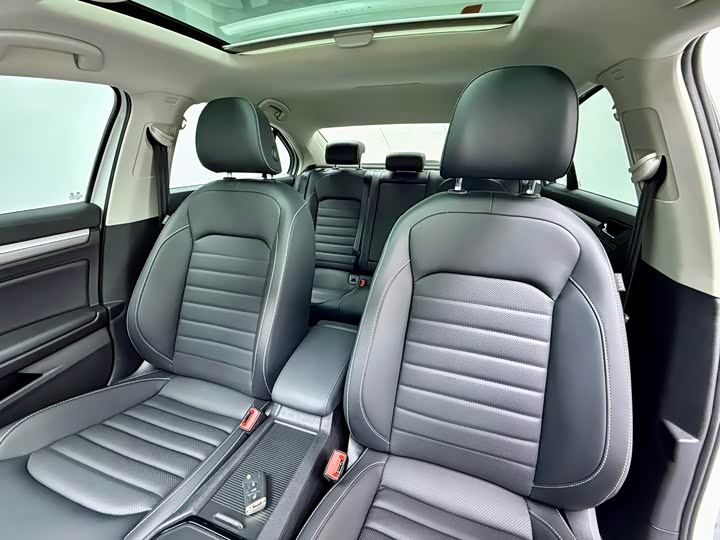 Фото 10 - Volkswagen Lamando L