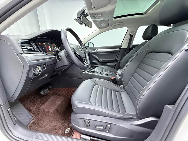 Фото 6 - Volkswagen Lamando L