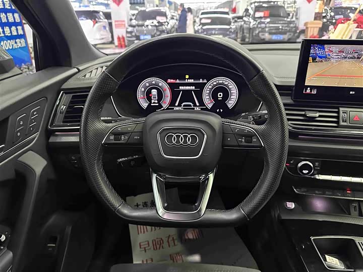 Фото 14 - Audi Q5L Sportback