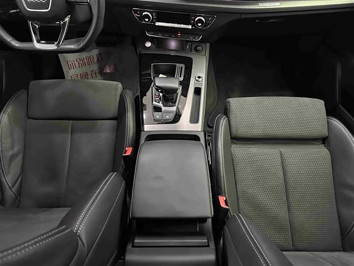 Фото 15 - Audi Q5L Sportback