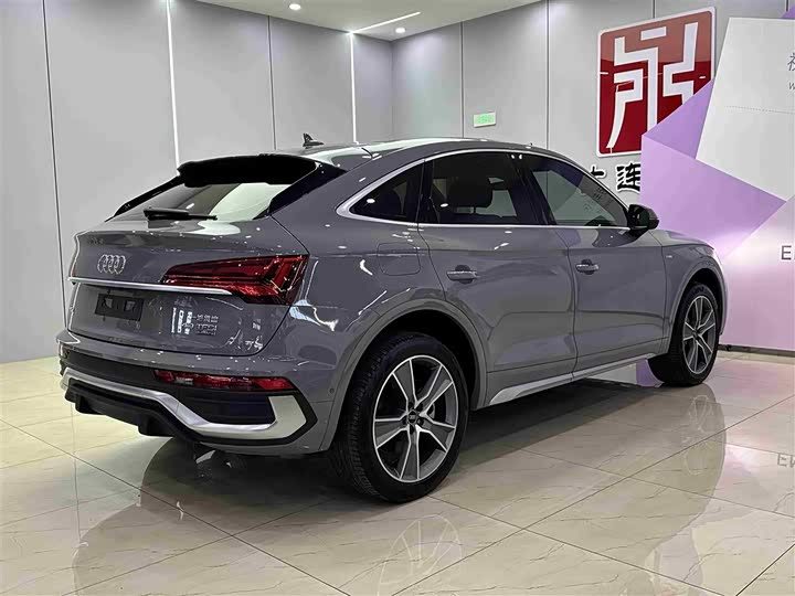 Фото 4 - Audi Q5L Sportback