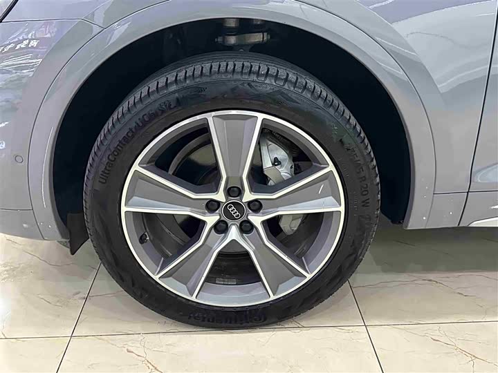 Фото 7 - Audi Q5L Sportback