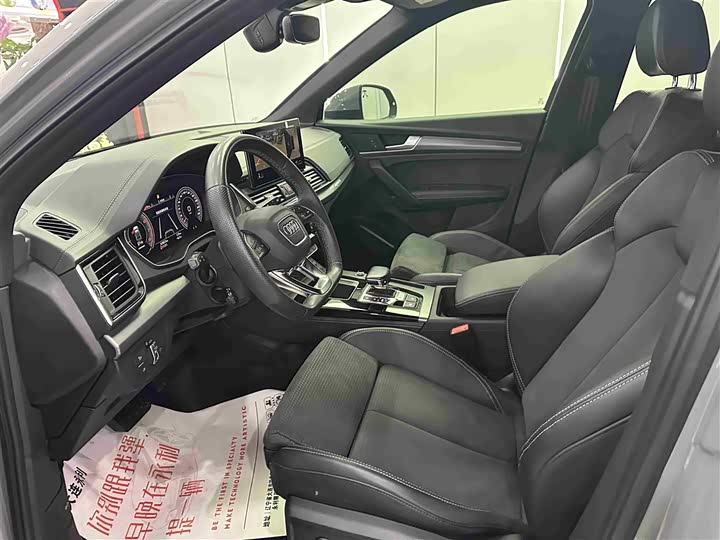 Фото 8 - Audi Q5L Sportback