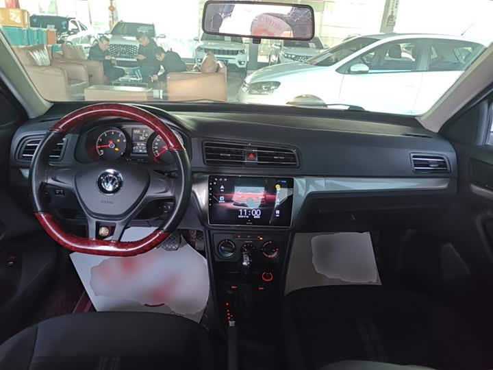 Фото 10 - Volkswagen Lavida