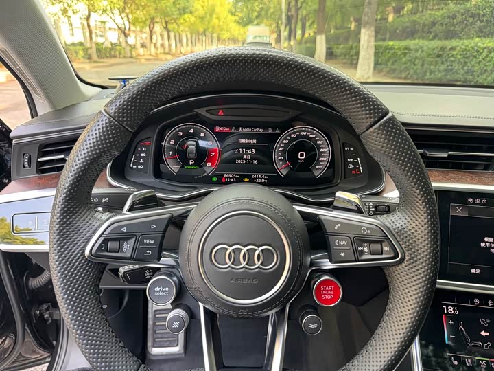 Фото 11 - Audi A6