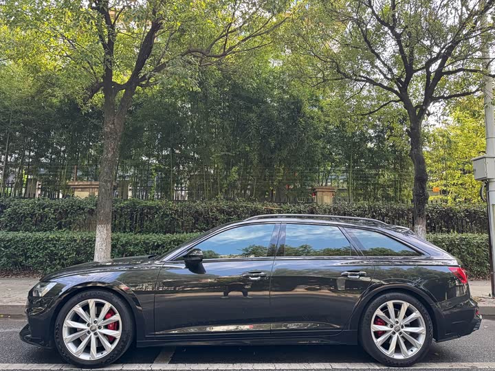 Фото 3 - Audi A6