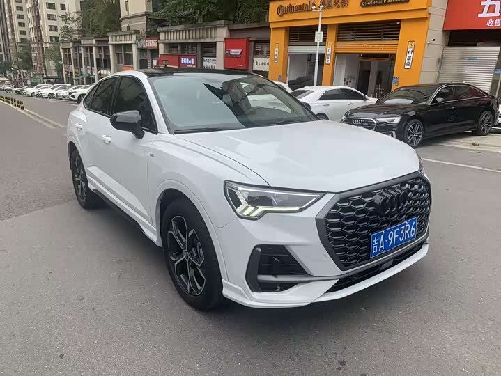 Фото 3 - Audi Q3 Sportback