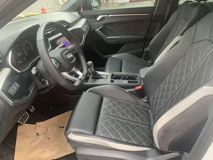 Фото 4 - Audi Q3 Sportback