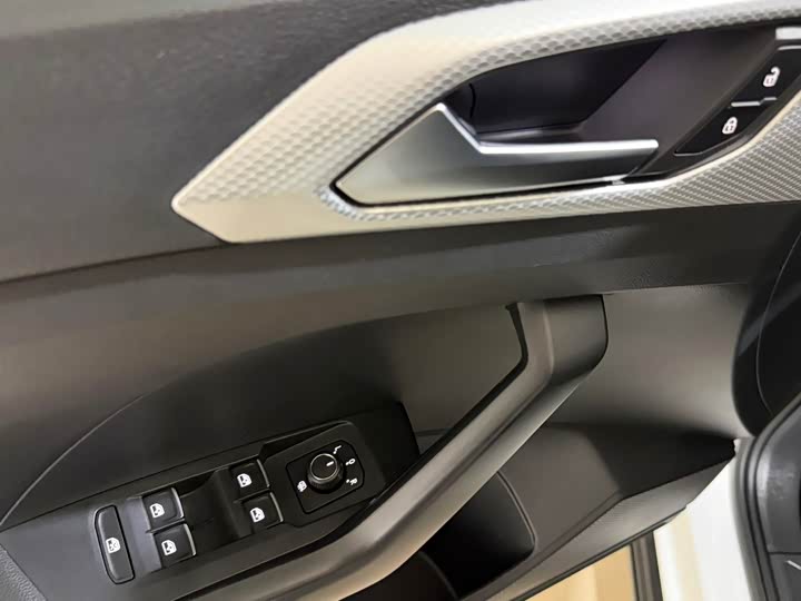 Фото 14 - Volkswagen Tacqua