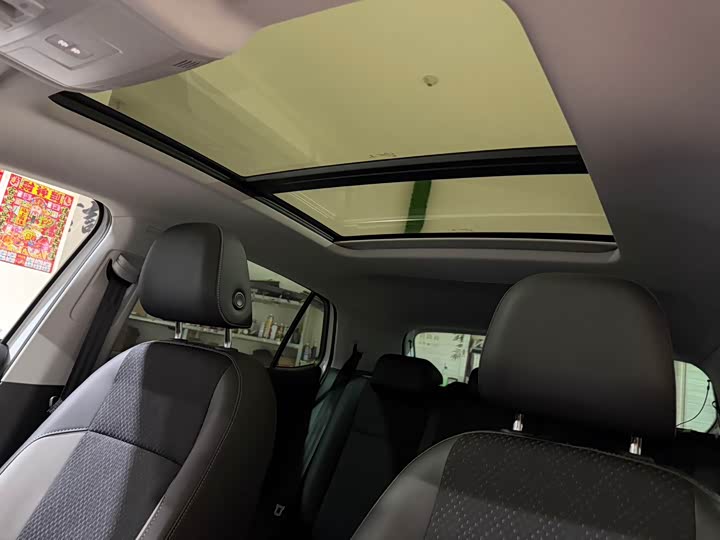 Фото 16 - Volkswagen Tacqua