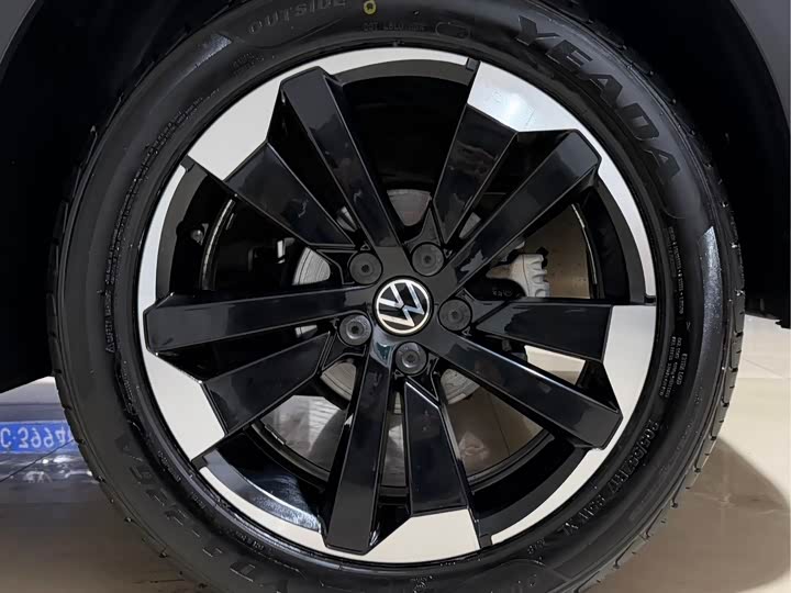 Фото 28 - Volkswagen Tacqua