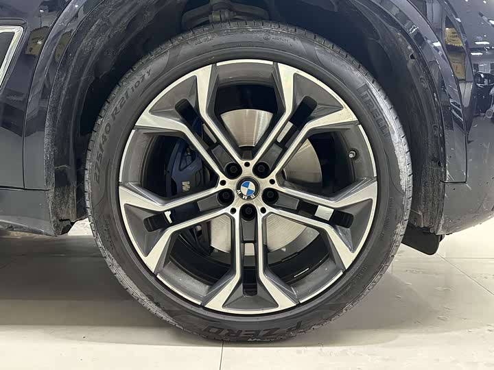 Фото 20 - BMW X5