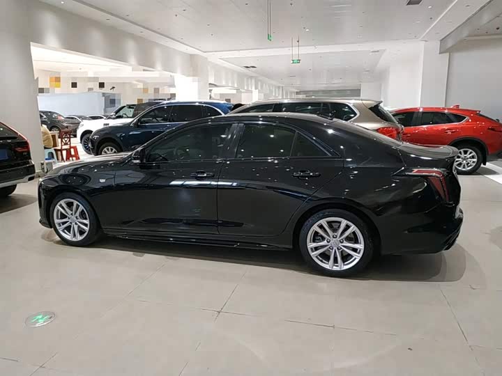 Фото 5 - Cadillac CT4