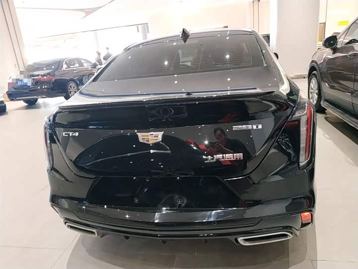 Фото 6 - Cadillac CT4