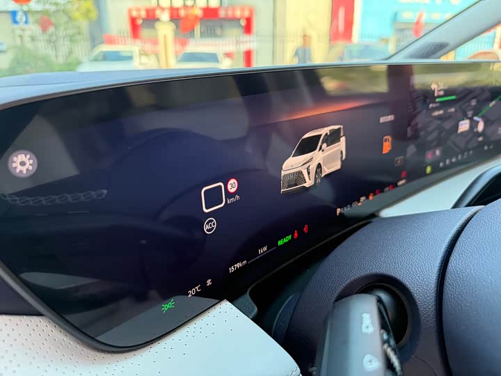 Фото 5 - Buick GL8 Hybrid