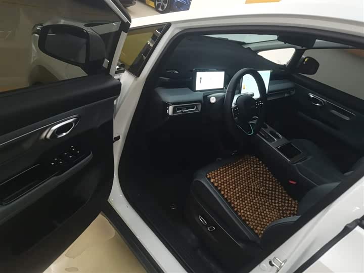 Фото 16 - GAC Aion Y