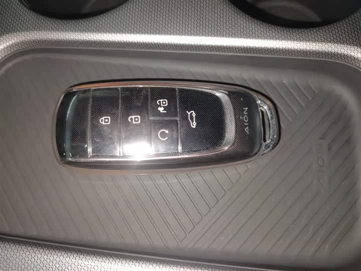 Фото 9 - GAC Aion Y