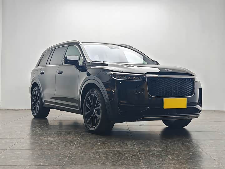 Фото 2 - LiXiang One