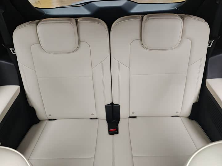 Фото 21 - LiXiang One