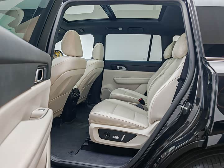 Фото 22 - LiXiang One