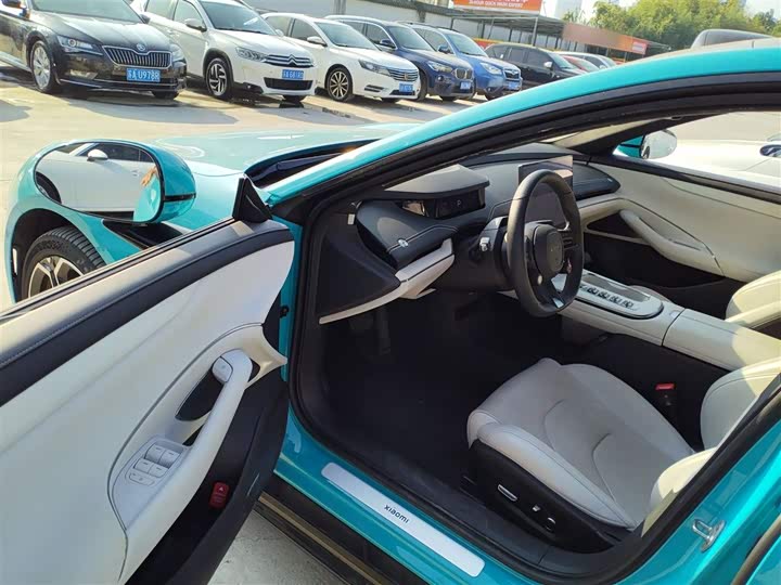 Фото 16 - Xiaomi SU7