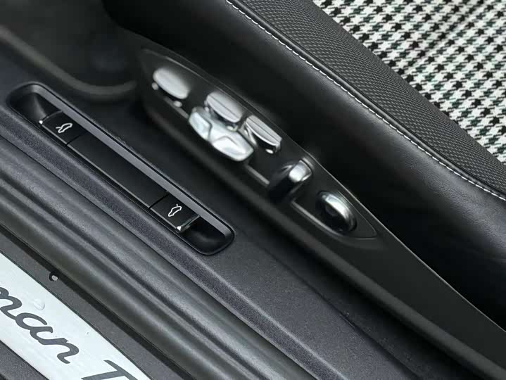 Фото 8 - Porsche 718