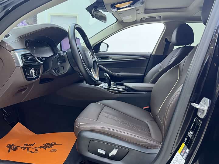 Фото 4 - BMW 5 Series Hybrid