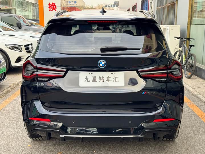 Фото 4 - BMW iX3