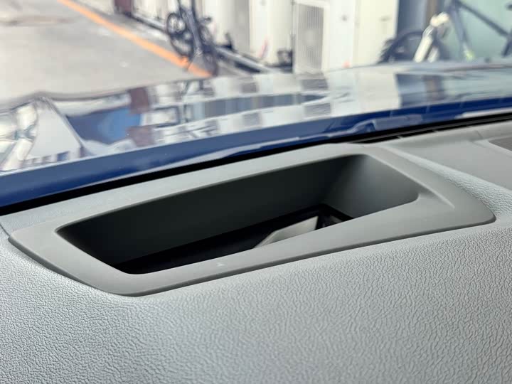 Фото 9 - BMW iX3