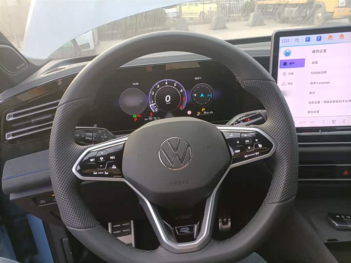 Фото 11 - Volkswagen Tiguan L Pro