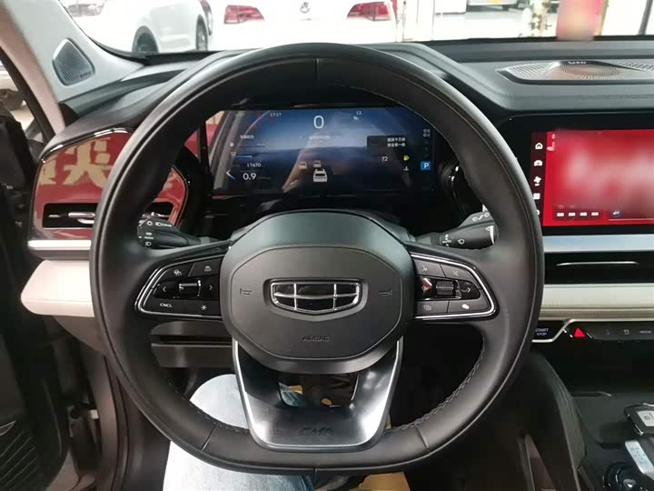 Фото 11 - Geely Monjaro