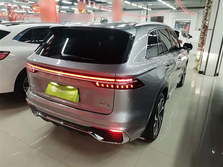 Фото 7 - Geely Monjaro