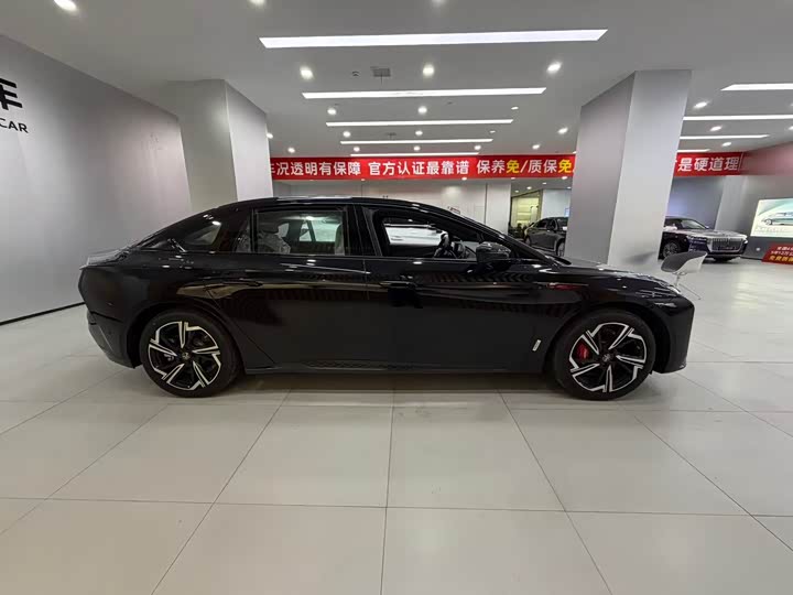 Фото 4 - Hongqi EH7