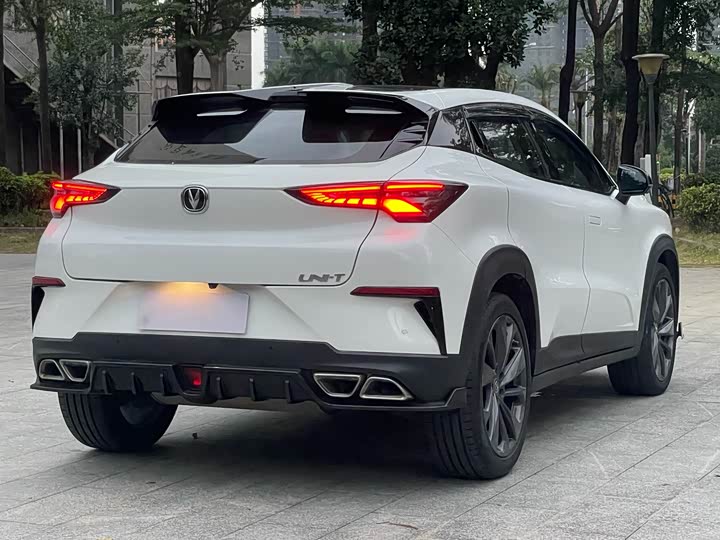 Фото 15 - Changan UNI-T