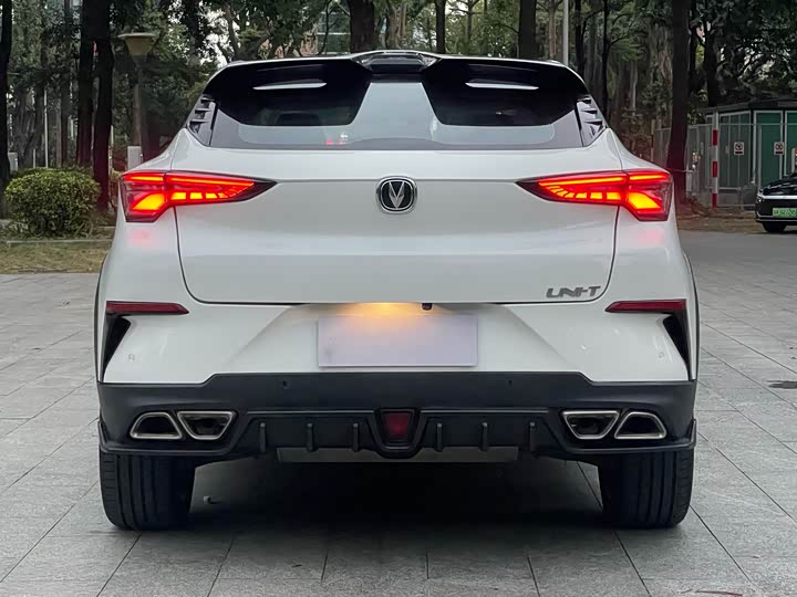 Фото 16 - Changan UNI-T