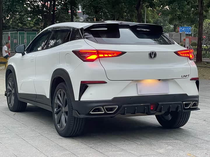 Фото 17 - Changan UNI-T