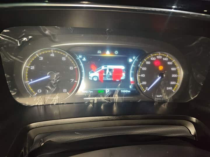 Фото 12 - GAC Trumpchi M8